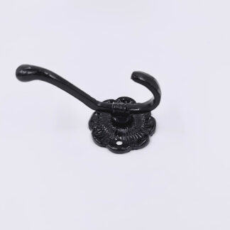 Sort knage med mønstret rosette